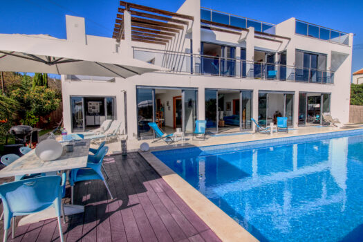 Four bedroom villa to rent in Boliqueime