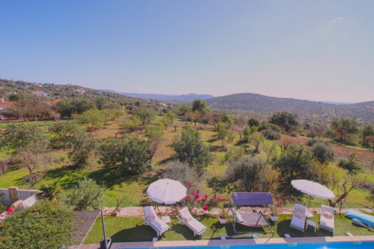 Four bedroom villa to rent in Boliqueime