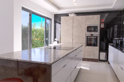 Four bedroom villa to rent in Boliqueime