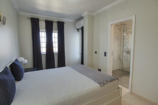 Three bedroom fully-furnished apartment for Winter rental in Quarteira