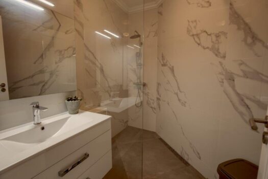 Three bedroom fully-furnished apartment for Winter rental in Quarteira