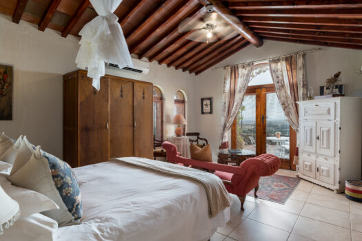Tuscan-style Villa on a Wine and Olive farm in the Cape Winelands of Stellenbosch, South Africa