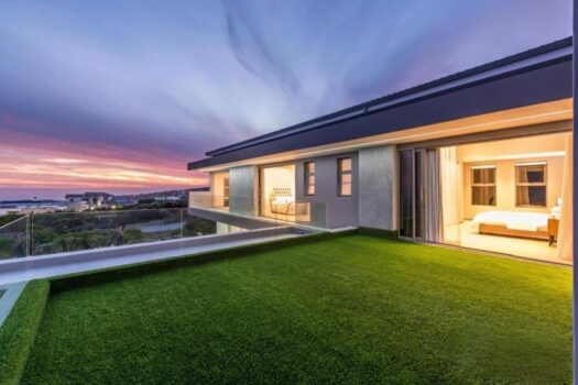 Modern Luxury Living at Pinnacle Point Golf Estate in South Africa