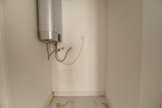 Luxury 2 bedroom, 2 bathroom apartment with sea view in Quarteira for sale