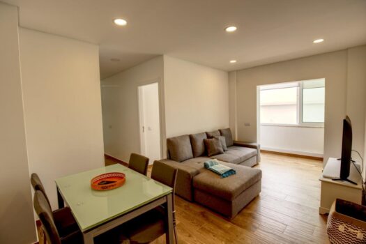 T2 flat for sale in Avenida Francisco Sá Carneiro in Quarteira